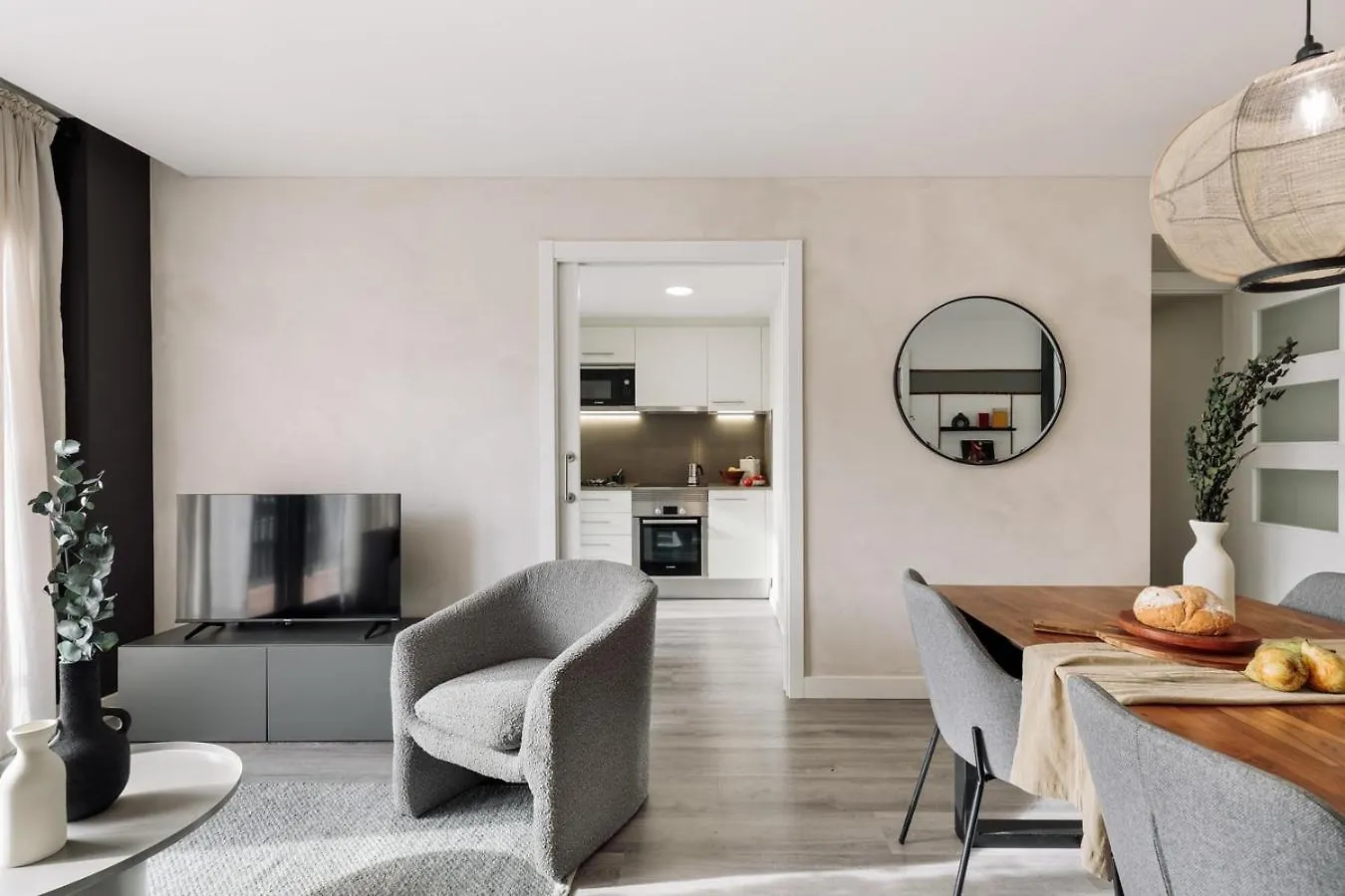 Aliga - 3 Bedroom And Pool In Les Corts Barcelona 0*,